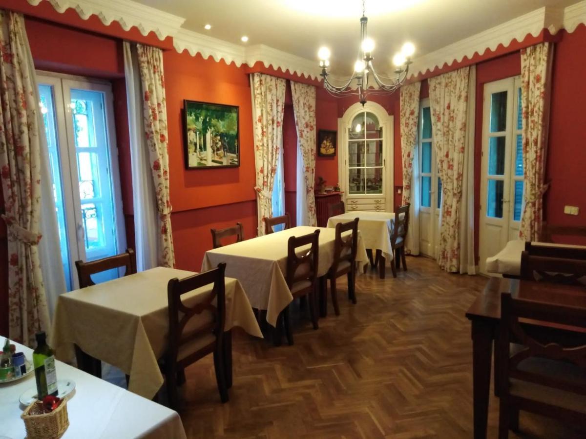 Hotel Posada Don Jaime San Lorenzo de El Escorial ภายนอก รูปภาพ